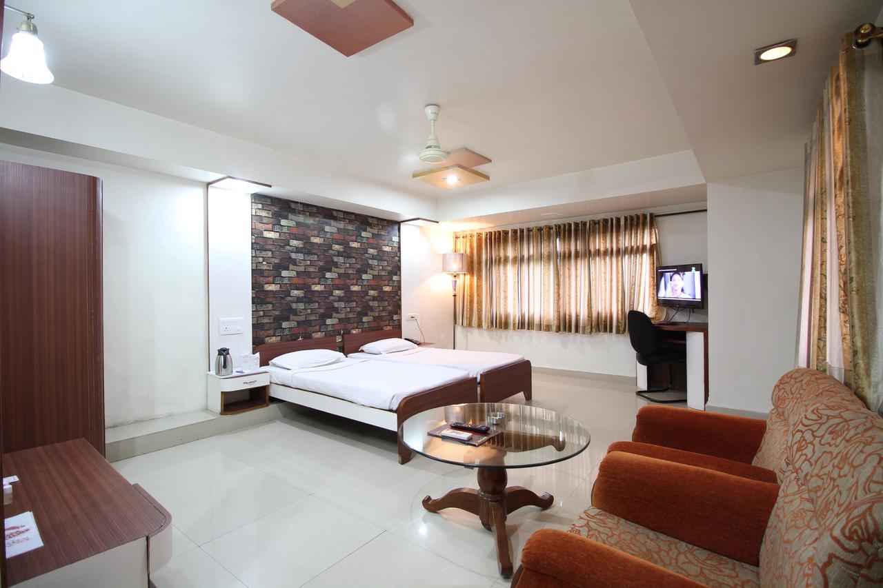 Hotel Grand Arjun Raipur  Exterior photo